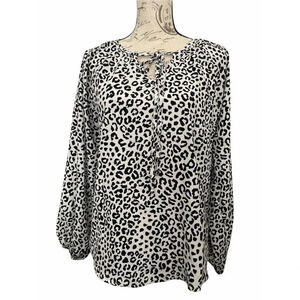 Pulse Boutique Leopard Print Key Hole Top Size Small